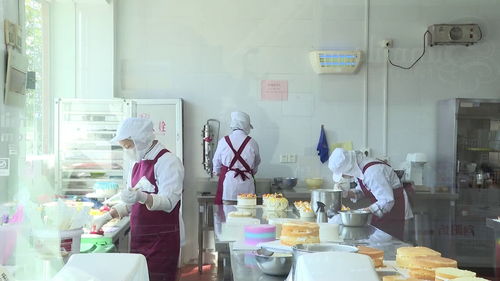 龍巖向陽坊 疫情防控與安全生產(chǎn)雙軌并行，守護市民“舌尖上的安全”